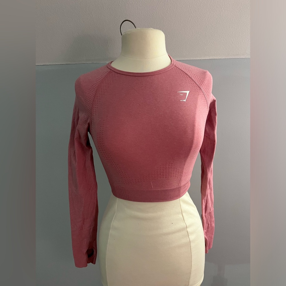 Gymshark Vital Seamless Crop Top Long Sleeve Peachy Pink sz S Thumb Holes